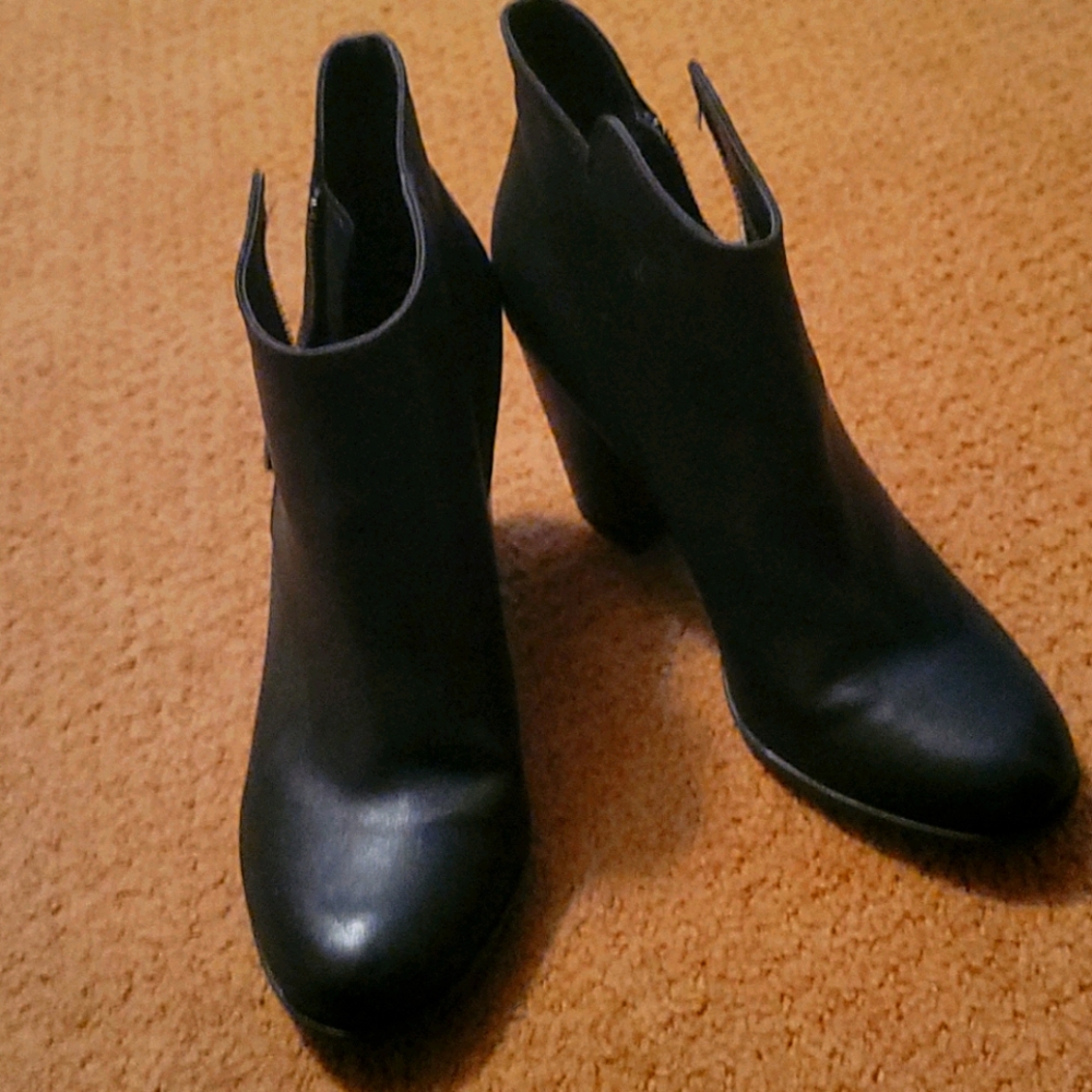 Dress boot